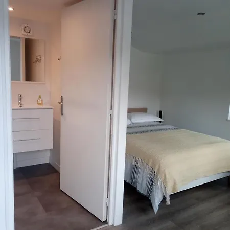 Climatise Et Chauffe A De La Tour *